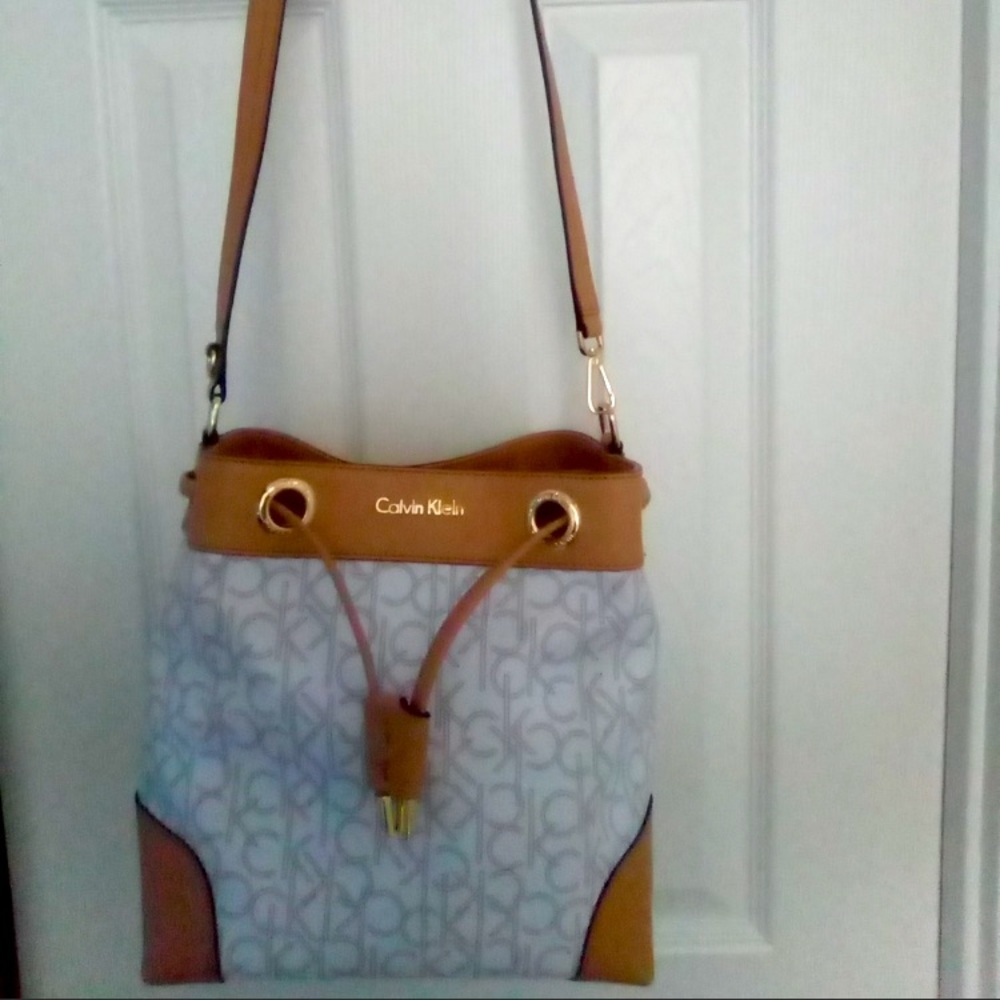 Calvin Klein crossbody